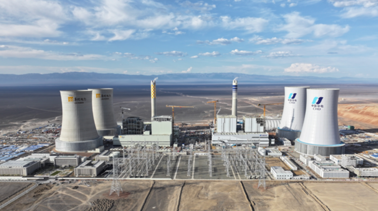 我國首個“沙戈荒”新能源外送基地首批機組投產(chǎn)發(fā)電