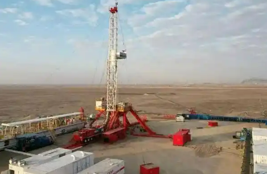 長(zhǎng)城鉆探國(guó)產(chǎn)深修機(jī)首次規(guī)?；M(jìn)入科威特高端市場(chǎng)