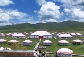 當“綠水青山就是金山銀山”照進現(xiàn)實 世代游牧的藏族群眾吃上了旅游飯
