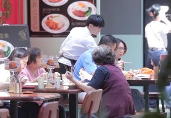 各地創(chuàng)新消費(fèi)場景 激發(fā)消費(fèi)新活力