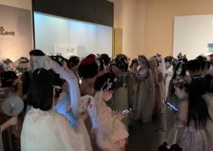 各地“文博游”熱潮涌動 “文物顯眼包”成為文旅融合的生動注腳