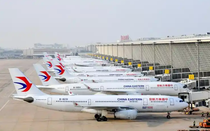 中國(guó)東航逐步擴(kuò)大可持續(xù)航空燃料應(yīng)用規(guī)模 助力航空低碳轉(zhuǎn)型