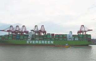 全球首次船對船液態(tài)二氧化碳接卸完成