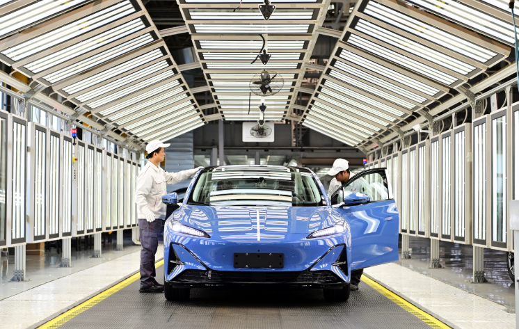 中國一汽2025年上半年銷售整車超157萬輛