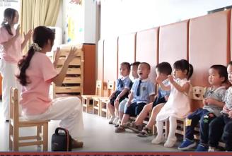 讓嬰幼兒家庭托得上、托得起、托得好 我國加快推進(jìn)普惠托育服務(wù)體系建設(shè)