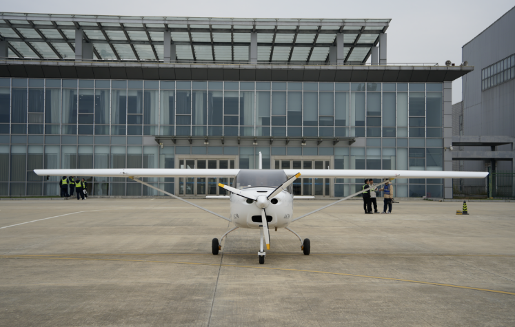 AG50輕型運(yùn)動(dòng)飛機(jī)改進(jìn)型正式進(jìn)入市場(chǎng)