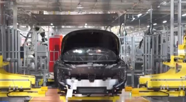 2025年我國新能源汽車人才缺口高達(dá)上百萬 招聘規(guī)模預(yù)計大幅提升