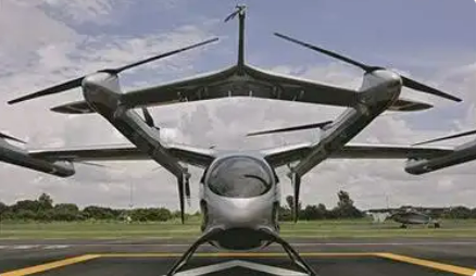 我國(guó)首架“適航三證”噸級(jí)以上eVTOL航空器交付