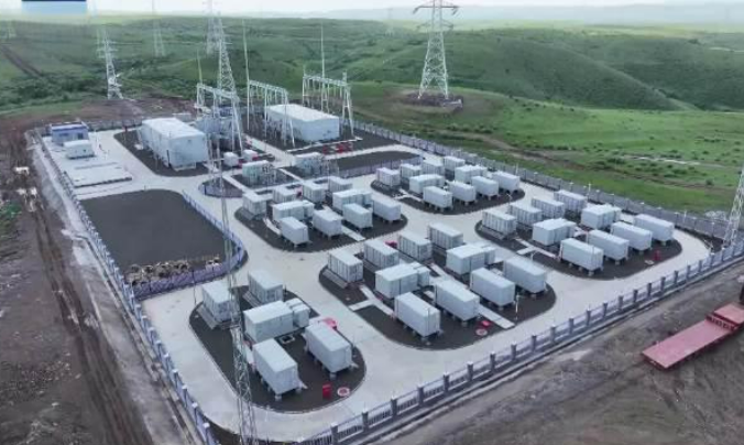 全國(guó)首個(gè)數(shù)據(jù)中心綠電直連源網(wǎng)荷儲(chǔ)一體化項(xiàng)目順利并網(wǎng)投運(yùn)