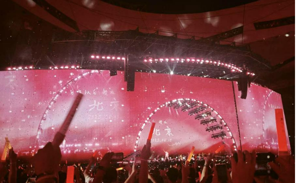 暑期演藝市場“熱辣滾燙” 文旅融合活力奔涌