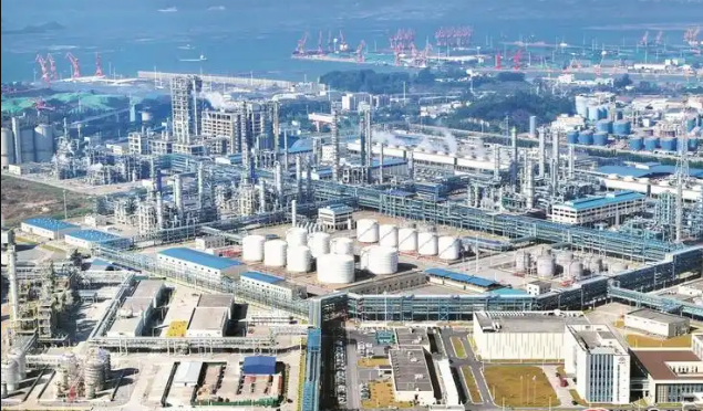 重點(diǎn)打造5條跨境產(chǎn)業(yè)鏈 廣西加快國(guó)內(nèi)國(guó)際雙循環(huán)市場(chǎng)經(jīng)營(yíng)便利地建設(shè)