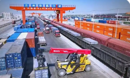 上半年甘肅國際物流集團實現(xiàn)多個“首發(fā)”