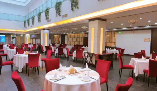 校園餐飲數(shù)字化創(chuàng)新——中瑞大學(xué)生創(chuàng)新創(chuàng)業(yè)探索實(shí)踐