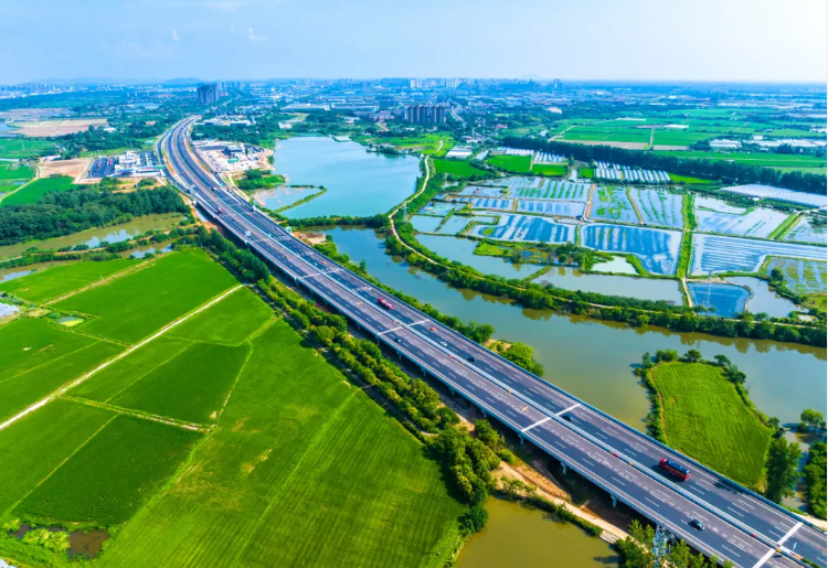 年內(nèi)建成通車(chē)！安徽交控集團(tuán)7個(gè)高速項(xiàng)目刷新進(jìn)度條