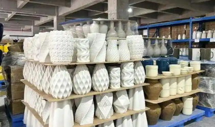 湖南省醴陵市嘉樹鎮(zhèn)：一塊泥巴“燒”出一個(gè)產(chǎn)業(yè)