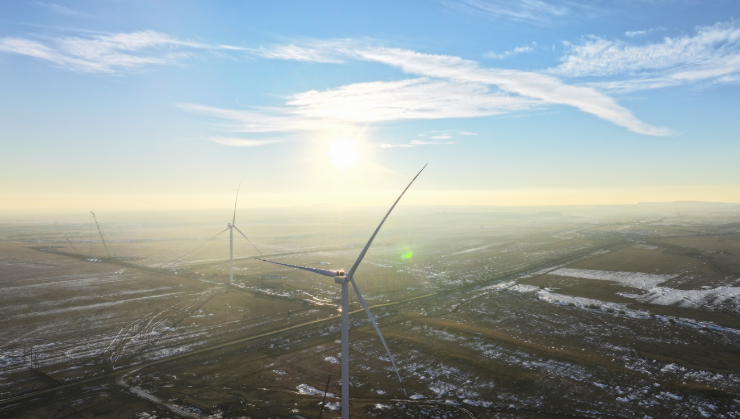 中國(guó)電建建設(shè)的哈薩克斯坦單體最大風(fēng)電項(xiàng)目全容量并網(wǎng)發(fā)電