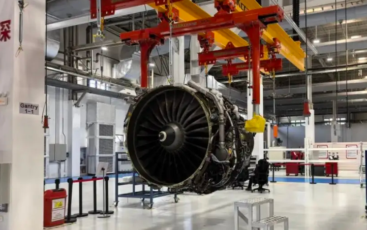 造衛(wèi)星“心臟”修飛機(jī)引擎 西部科學(xué)城重慶高新區(qū)空天產(chǎn)業(yè)異軍突起