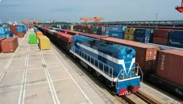 今年前7個月南昌國際陸港發(fā)運外貿(mào)班列1165列