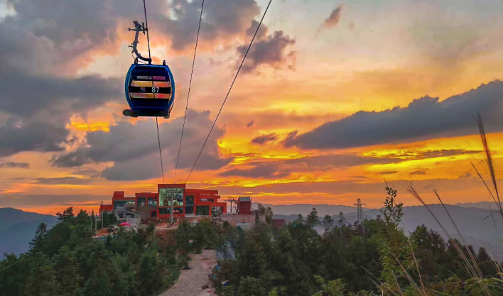 亞洲最長索道順利通過驗收并投入試運營