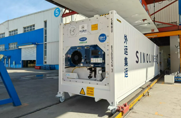 產(chǎn)業(yè)協(xié)同新作！全球首批生物基復(fù)合材料冷箱交付