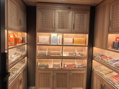 精準服務顯巾幗風采 文化賦能啟雪茄新篇