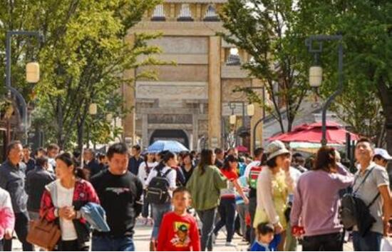 國慶中秋旅游市場熱度激增 旅游消費和保護再升級