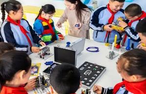 《內(nèi)蒙古自治區(qū)中小學人工智能課程綱要（試行）》發(fā)布實施