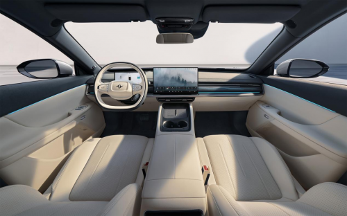 新手首購(gòu)新能源穩(wěn)了！2025 款東風(fēng)奕派 eπ007，15 萬(wàn)級(jí)轎跑全維度優(yōu)秀