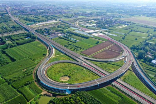 徐淮阜高速公路阜陽段02標(biāo)項(xiàng)目全線通車