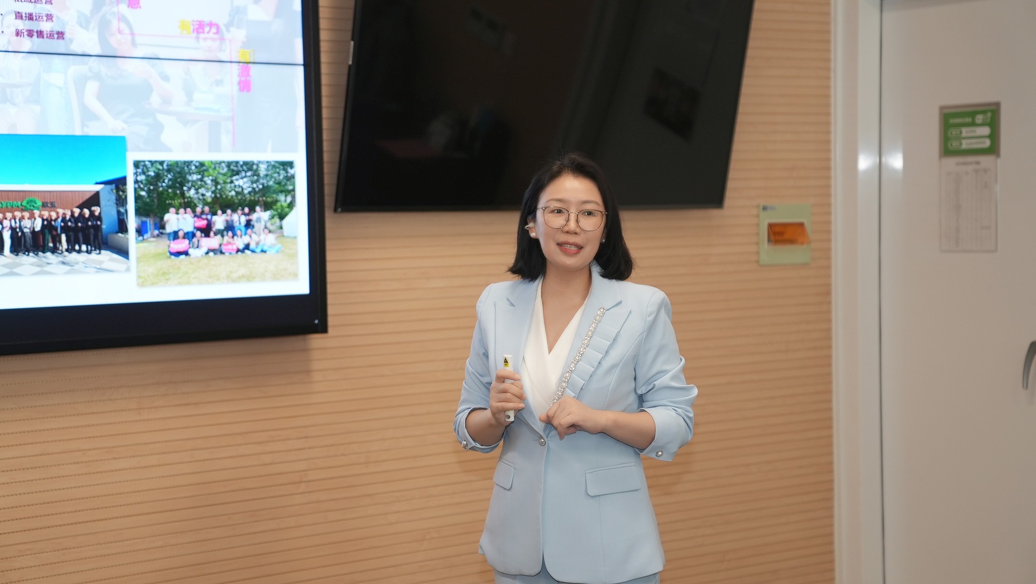 1759196653854785.jpg 1759196653854785.jpg