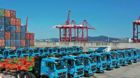 特朗普稱美國將對進(jìn)口中型和重型卡車征收25%關(guān)稅