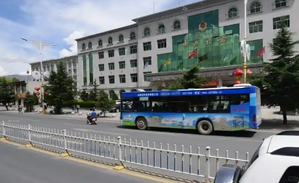 綠色出行更便捷——西藏拉薩持續(xù)構(gòu)建綠色低碳交通體系