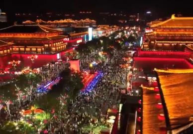 新玩法、新引擎、新體驗(yàn)……“雙節(jié)”引燃假日消費(fèi)熱潮