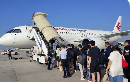 “雙節(jié)”假期收官 東航近2.5萬班航班承運超365萬旅客