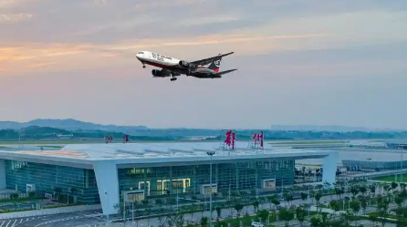 我國首個專業(yè)貨運樞紐機場加快連接全球