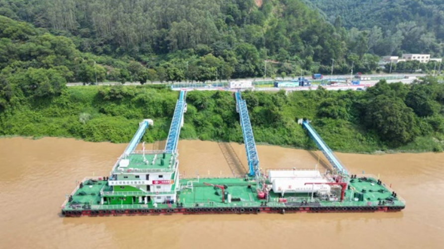 華南地區(qū)首個(gè)水上綠色綜合服務(wù)區(qū)正式啟用