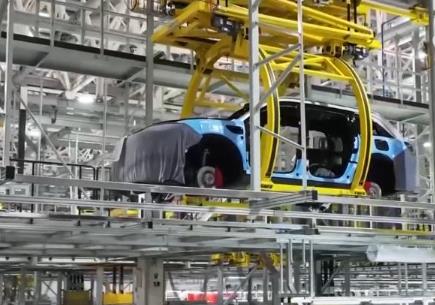 產(chǎn)品技術(shù)和制造技術(shù)雙輪驅(qū)動(dòng) 節(jié)能與新能源汽車技術(shù)路線圖3.0發(fā)布