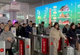 淡季不淡賞秋看景火熱 銀發(fā)族、年假族、新婚蜜月族錯(cuò)峰出游感受別樣新體驗(yàn)