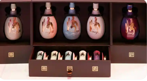 “清雅共生”汾酒攜五大名窯發(fā)布全球文化IP