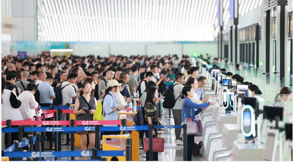 再提速！重慶江北機(jī)場2025年旅客吞吐量提前突破4000萬人次