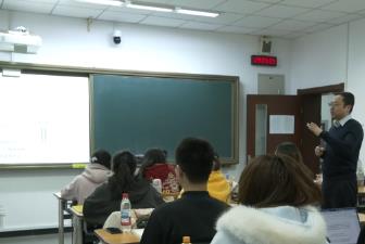 產(chǎn)學研融合高校科研“接地氣” 打破學科壁壘為畢業(yè)生開拓全新職業(yè)藍海