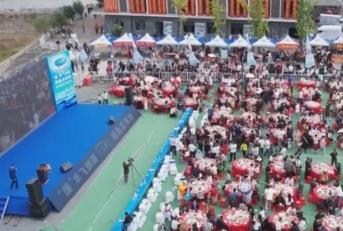 品蟹宴、捕魚樂(lè)、果菜香！共享金秋豐收喜悅 多地特色田園體驗(yàn)點(diǎn)燃鄉(xiāng)村文旅消費(fèi)熱