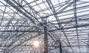 北極深潛、樞紐封頂、熱脈貫通 中國工程再突破