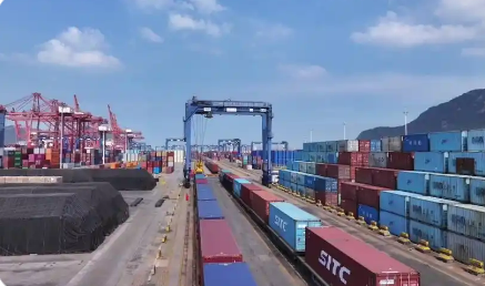 到2027年我國集裝箱鐵水聯(lián)運(yùn)量年均將增長約15%