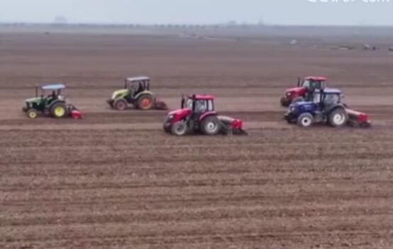 我國(guó)糧食主產(chǎn)區(qū)搶抓農(nóng)時(shí)推進(jìn)秋冬種