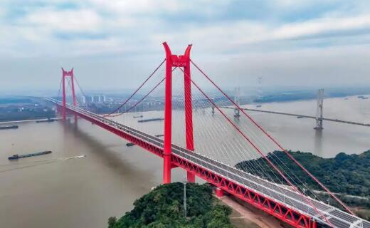 我國(guó)首座雙層斜拉—懸索協(xié)作體系大橋正式通車
