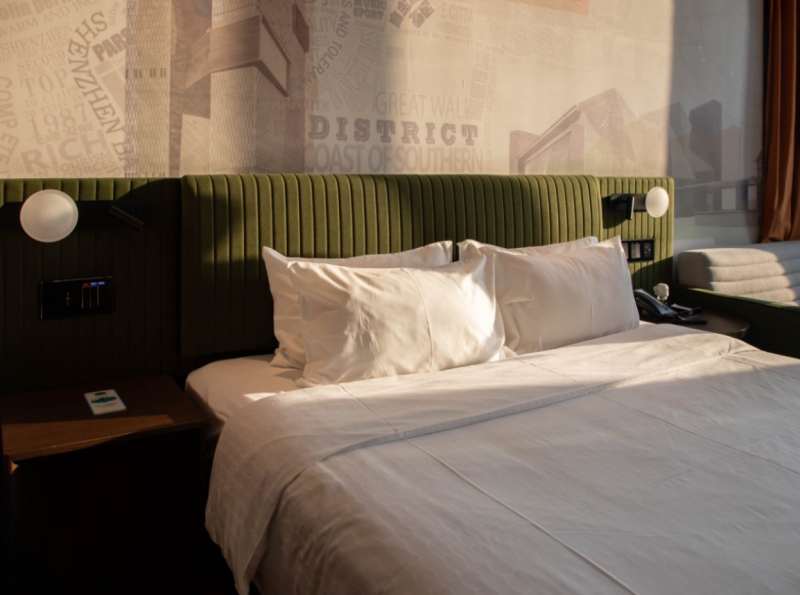 當(dāng)“反向旅游”興起，酒店如何用智慧成為旅途的“另一道風(fēng)景”？