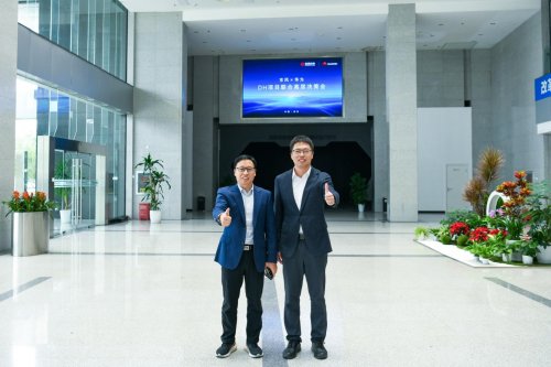 當(dāng)央企遇見智駕引擎：華為乾崑與東風(fēng)合作的DH新品牌開啟協(xié)同新范式