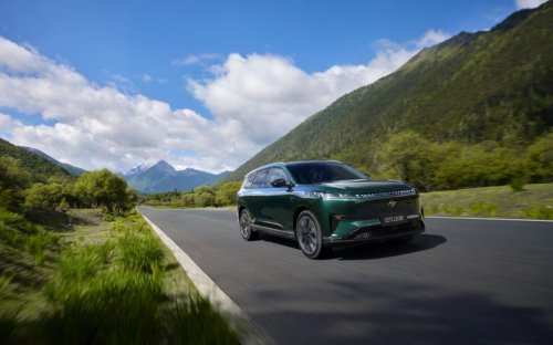 2026款東風(fēng)奕派008六座版：超5米車長(zhǎng)+雙動(dòng)力，成就品質(zhì)空間天花板