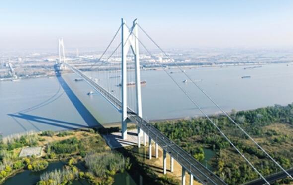 免費(fèi)通行！南京新生圩長(zhǎng)江大橋通車